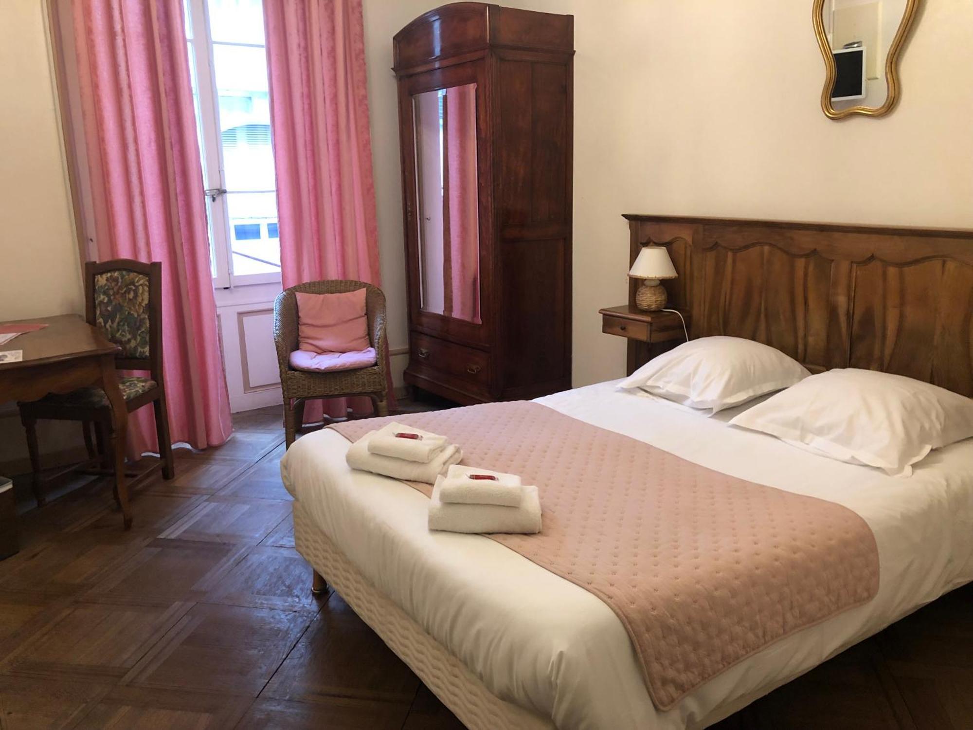 Hotel Continental Évian-les-Bains Zewnętrze zdjęcie