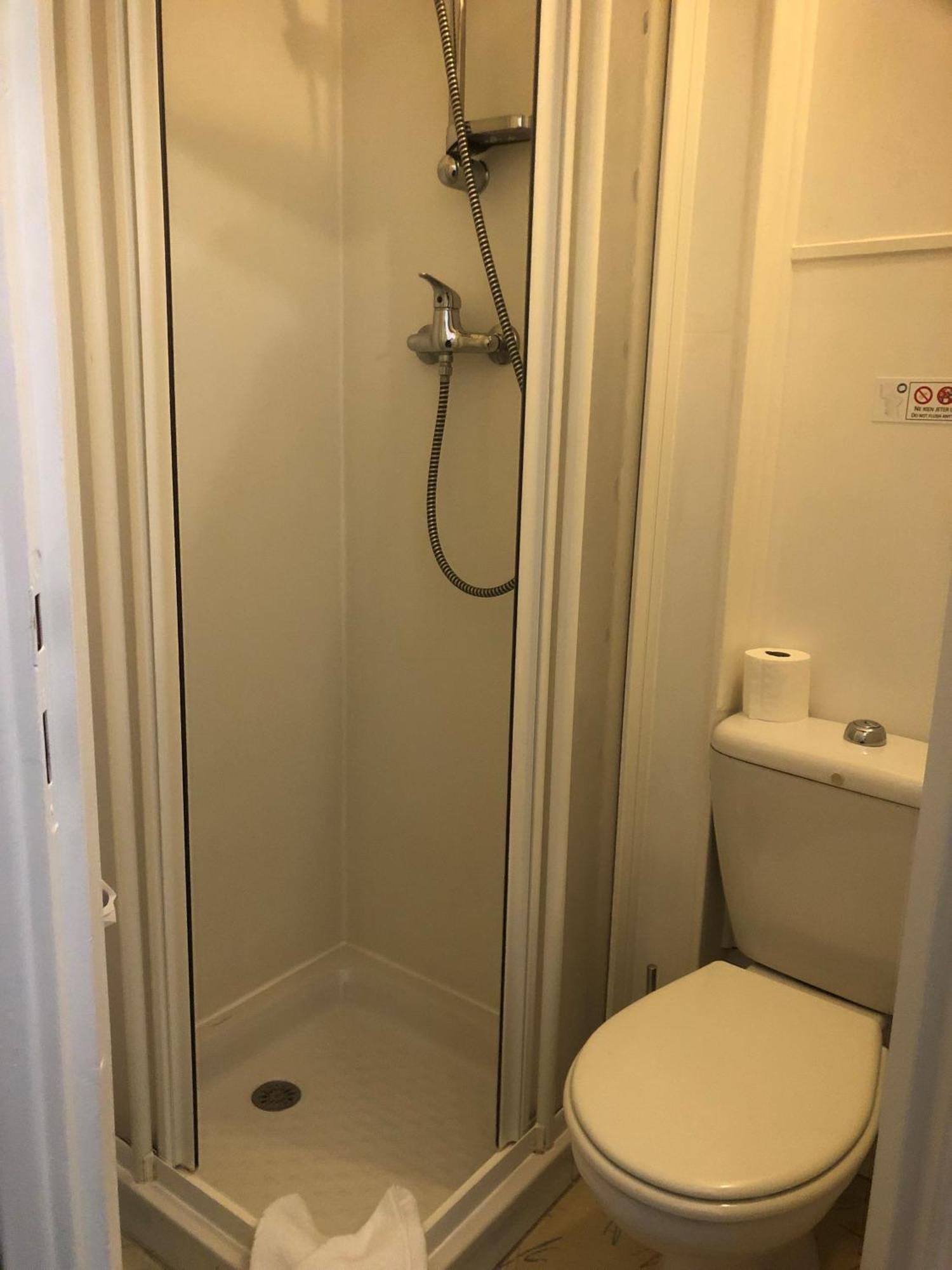Hotel Continental Évian-les-Bains Zewnętrze zdjęcie