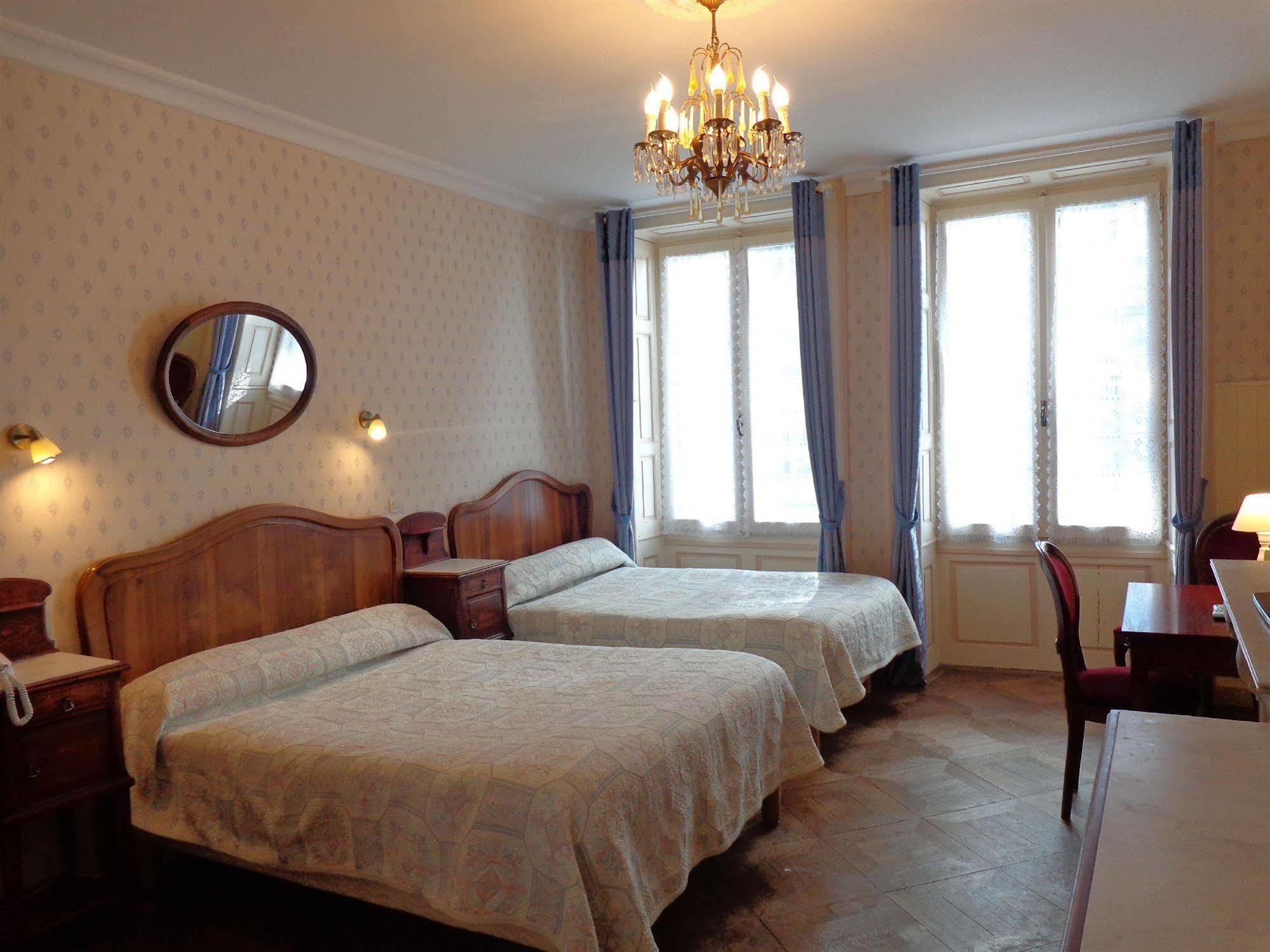 Hotel Continental Évian-les-Bains Zewnętrze zdjęcie
